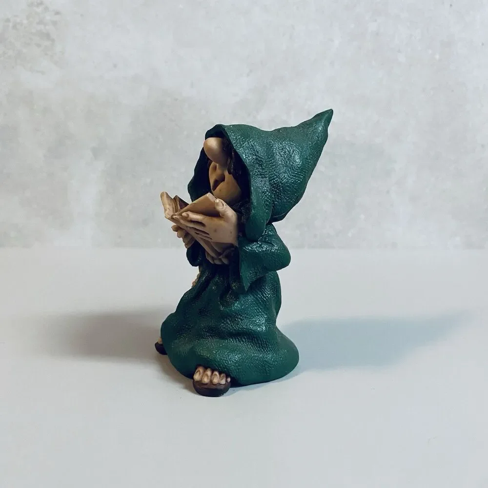 Friar Folk 1996 Maureen Green robe reading book approx 3